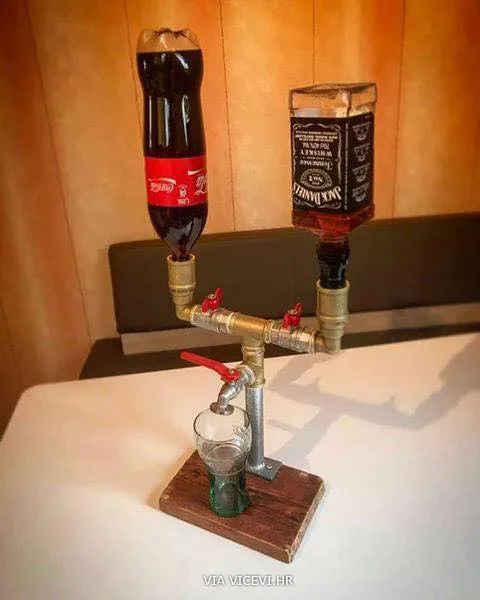 Kad se vodoinstalater zaposli kao konobar